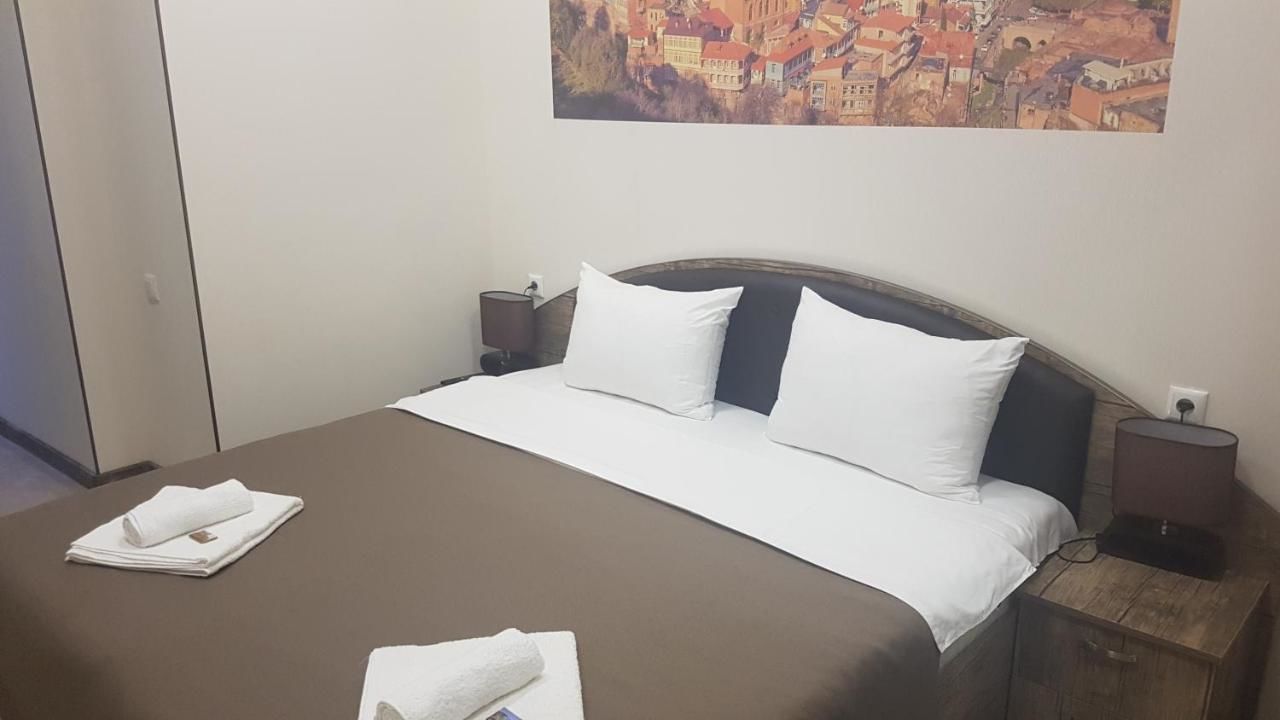 Отель Sweet Rooms Inn Тбилиси-23