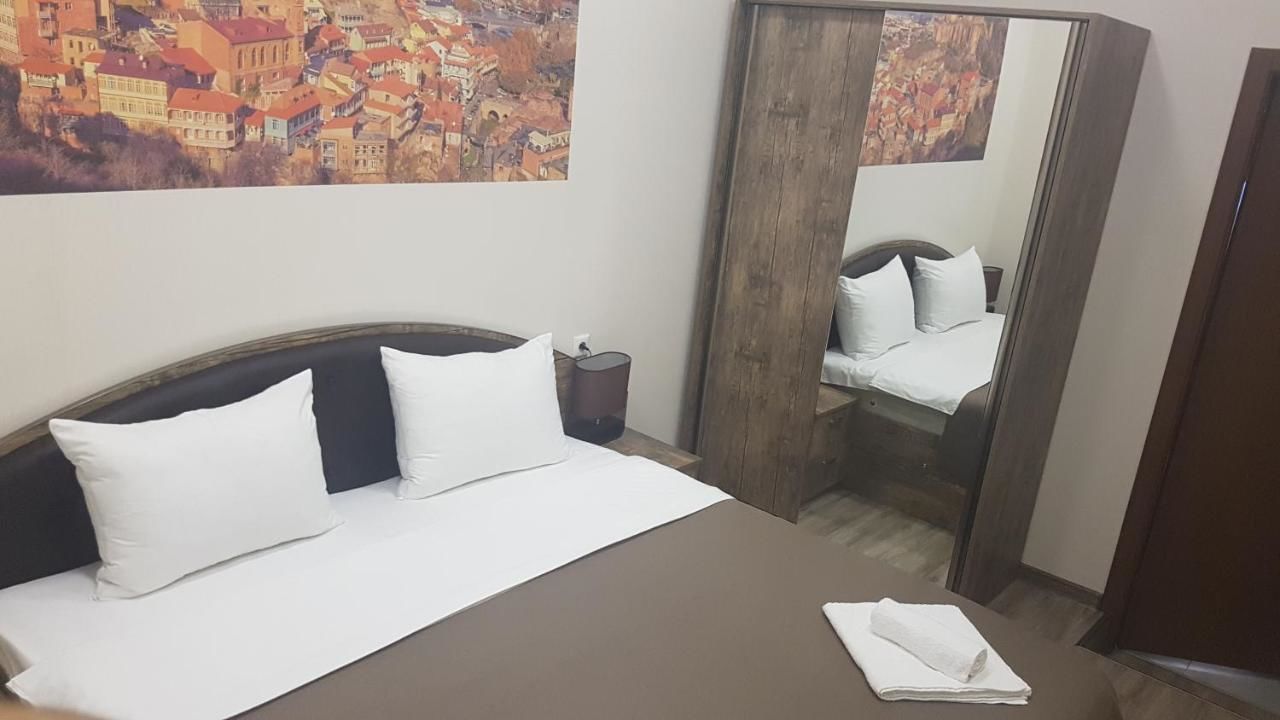 Отель Sweet Rooms Inn Тбилиси